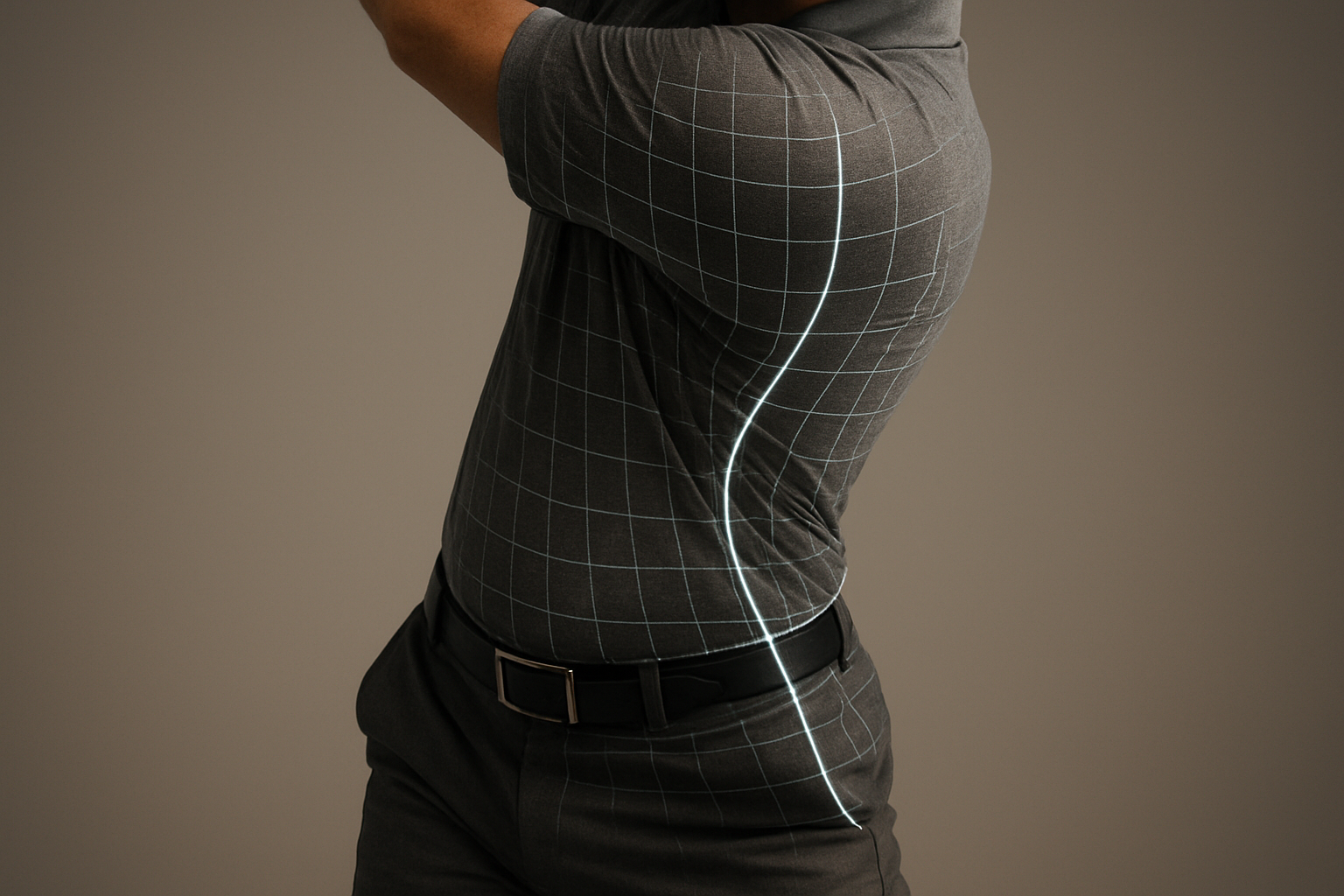 Close-up of hip and torso rotation used in golf biomechanics instruction online analysis